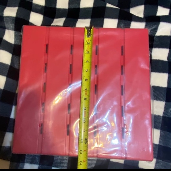 Target bullseye red square kids picnic table - Picture 3 of 4